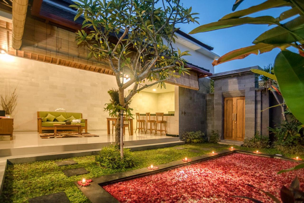 Sandi Agung Villa Bidadari Seminyak Exterior foto