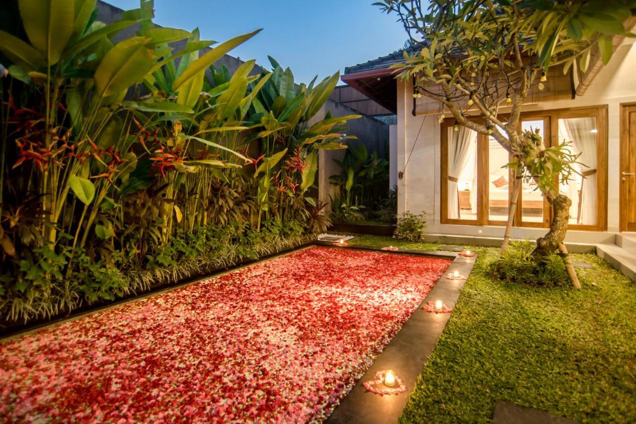 Sandi Agung Villa Bidadari Seminyak Exterior foto