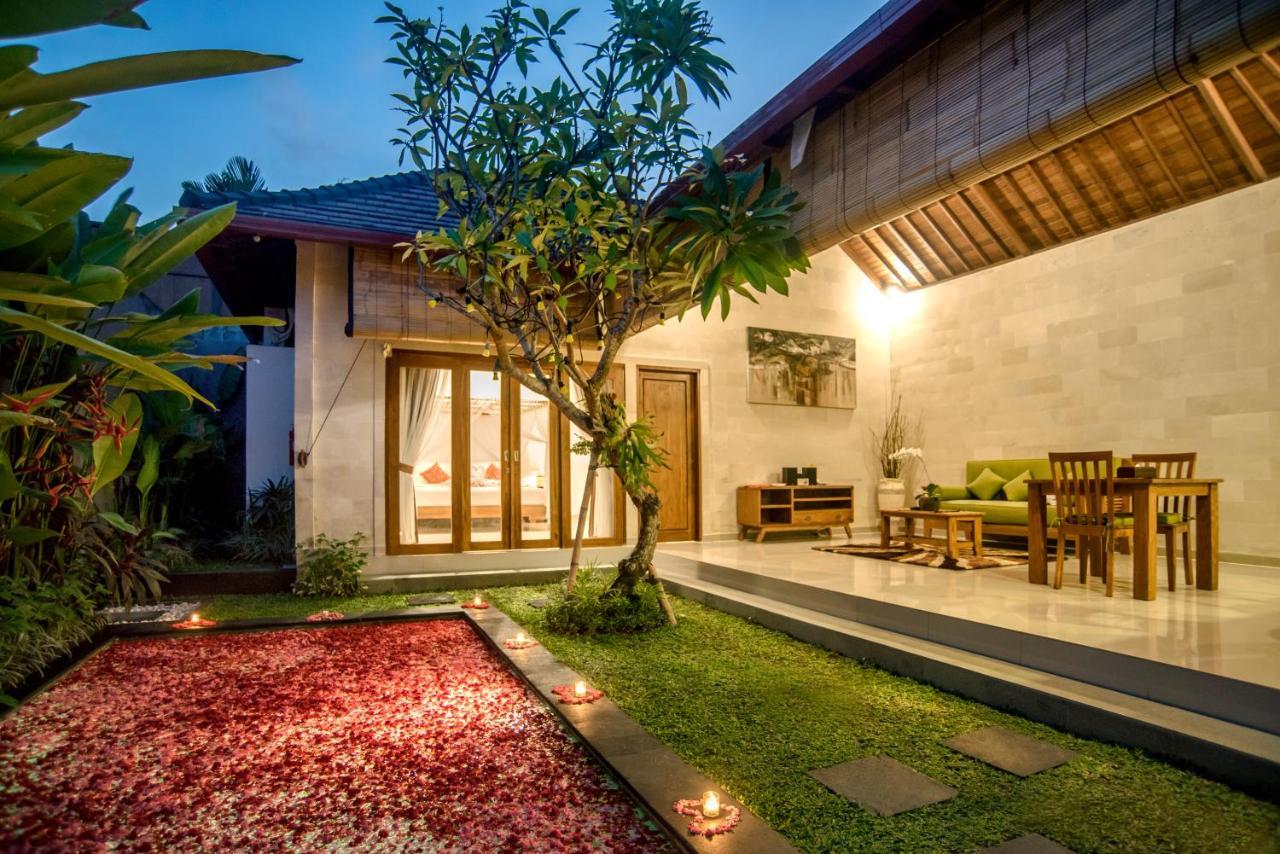 Sandi Agung Villa Bidadari Seminyak Exterior foto